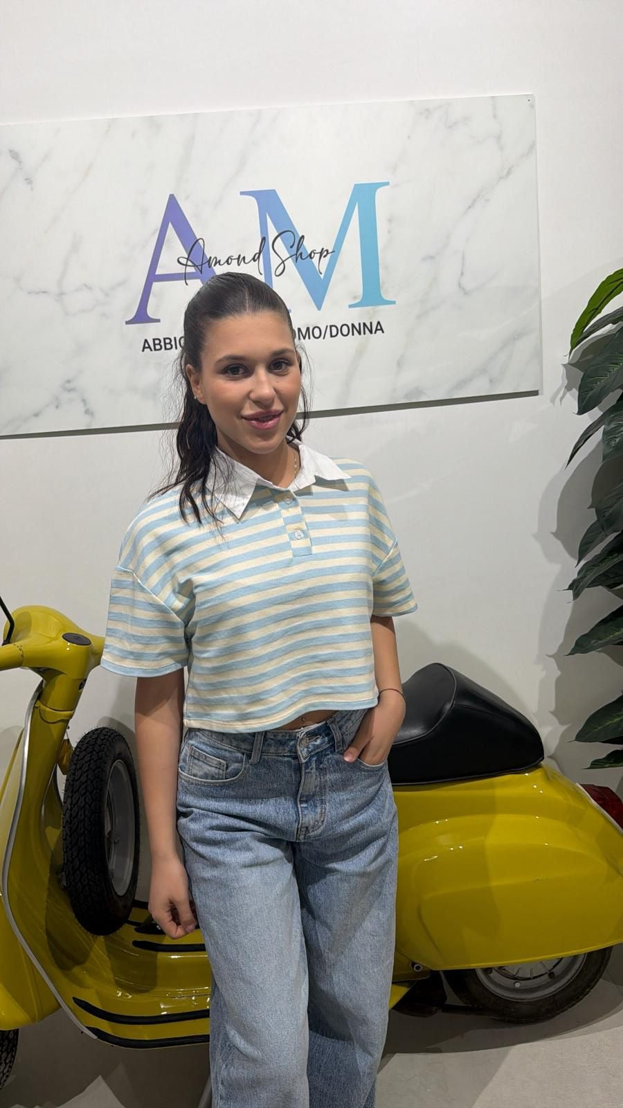 T-SHIRT CROP A RIGHE